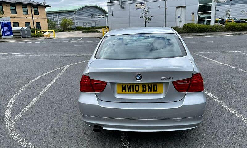 Bmw 318I Auto ...