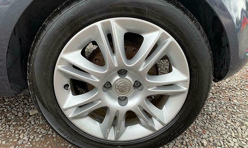 Vauxhall Corsa Desig...