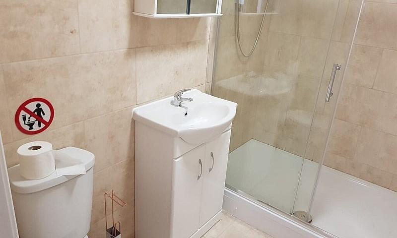 2 Newly Built 1 Bedr...