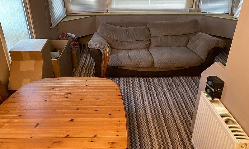 2 Bedroom Static Car...