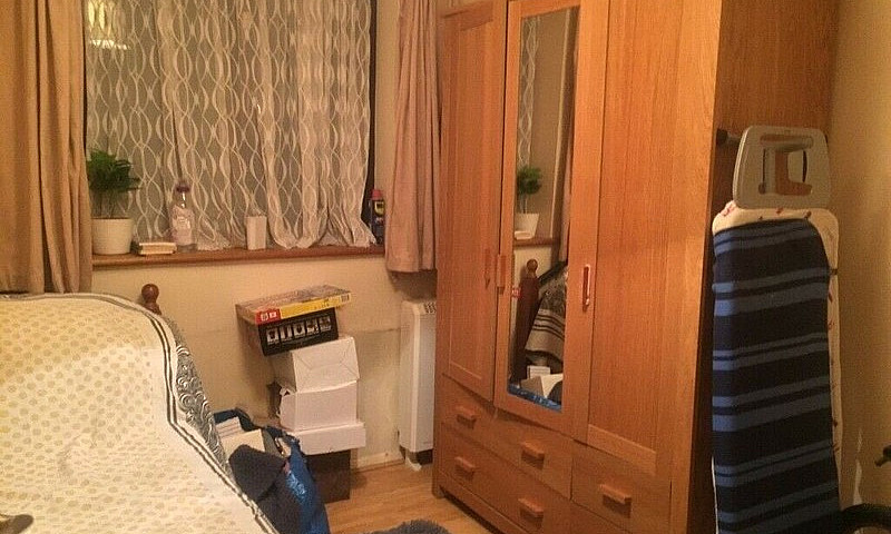 Two Bedroom Flat To ...