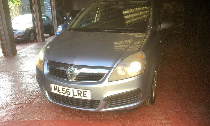 7 Seater ...