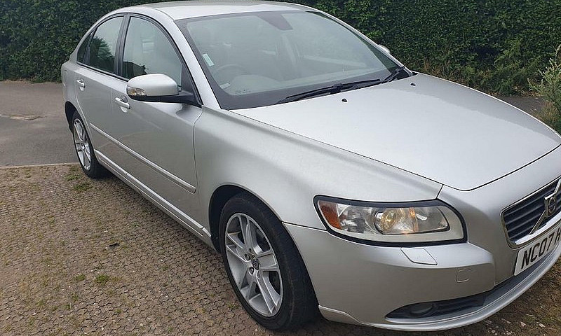 Volvo S40 ...