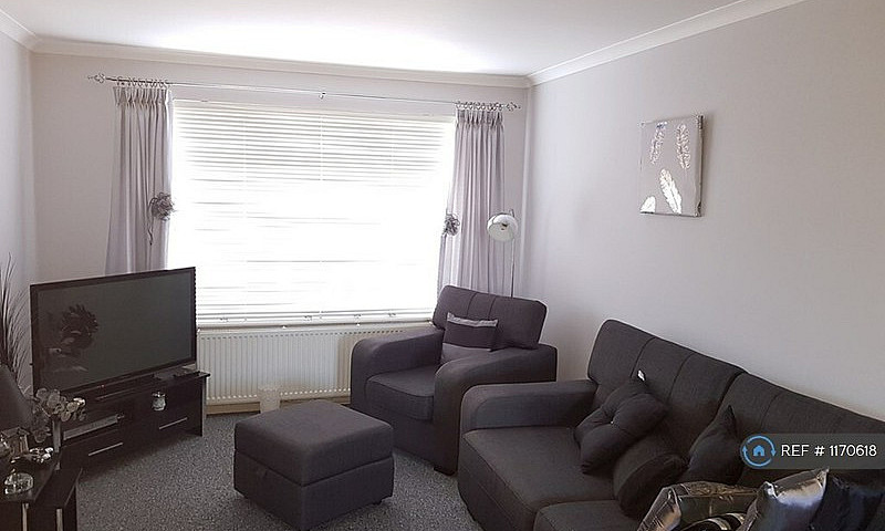 2 Bedroom House In N...