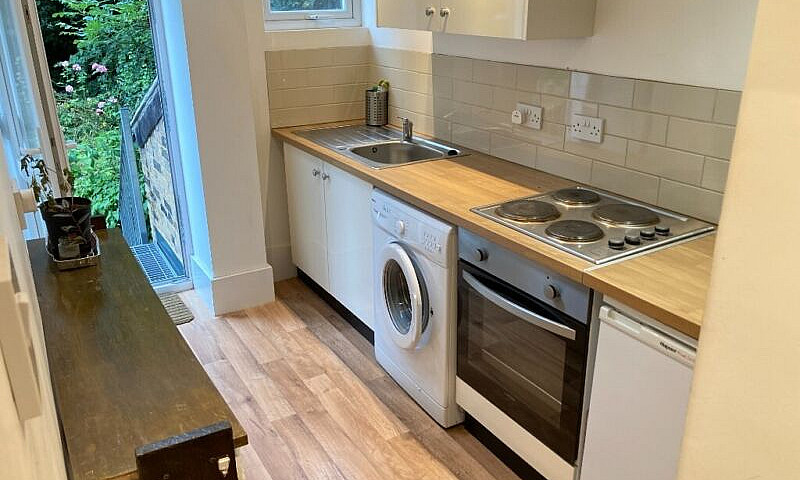 Converted 1 Bed Flat...