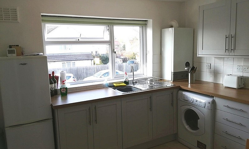 1 Bedroom Spacious A...