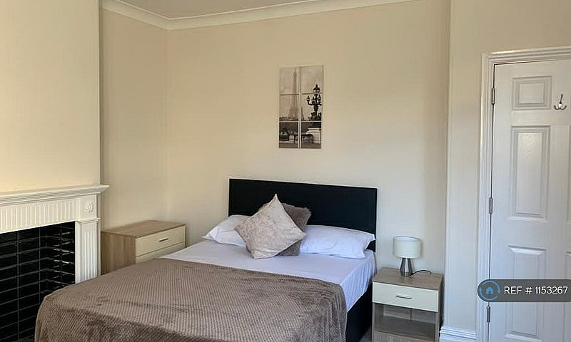 1 Bedroom In Co-Oper...