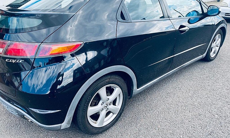 Lovely Honda Civic, ...