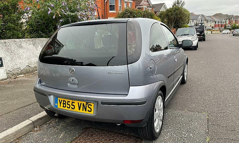 2005 Vauxhall Corsa ...