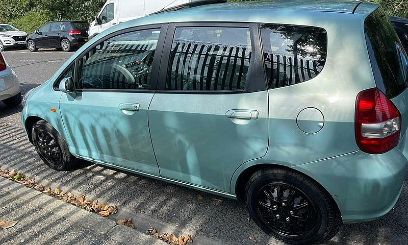 Honda Jazz Auto Se 1...