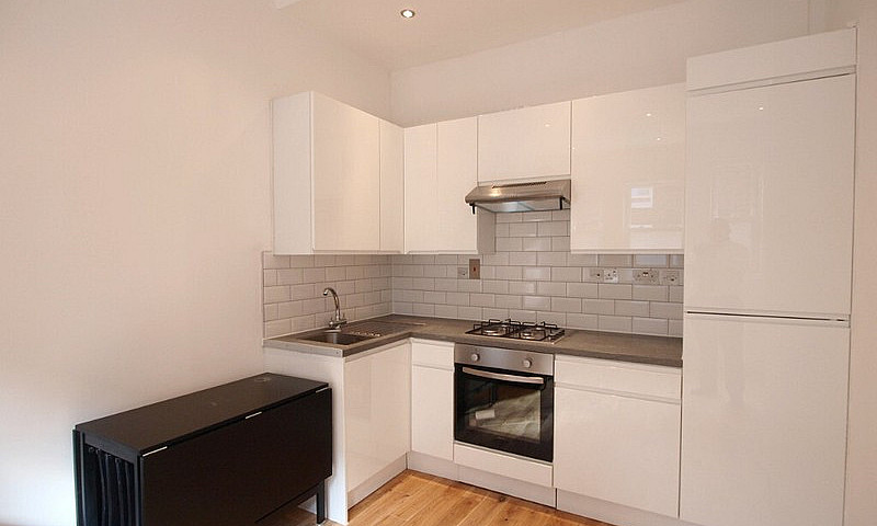 Large 2 Bed 2 Bath C...