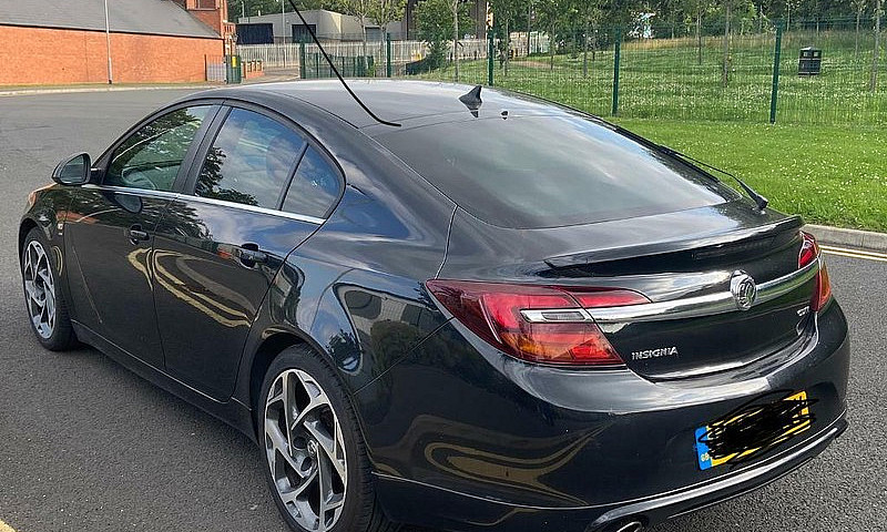 Vauxhall Insignia 2....