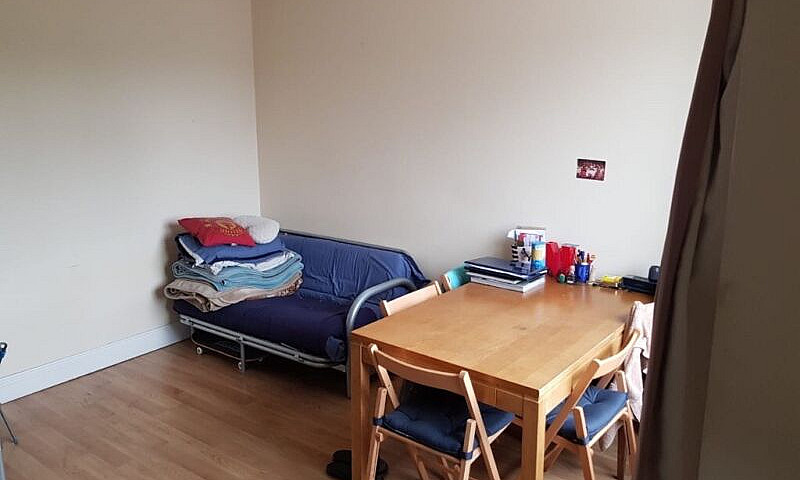 2 Bedroom Furnished ...