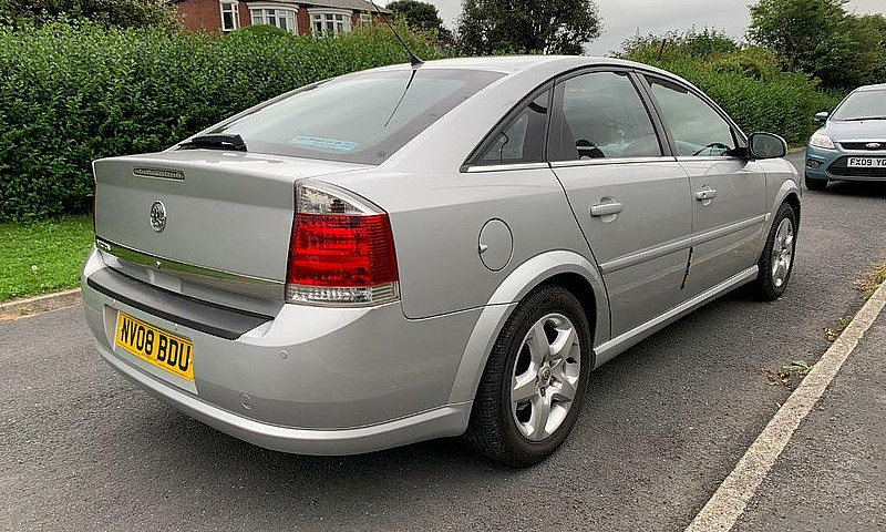 Vauxhall Vectra...