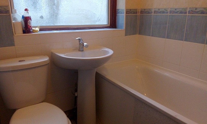 Immaculate 3/4 Bedro...