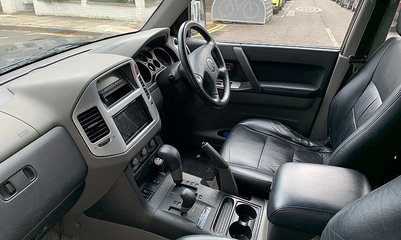 Mitsubishi Shogun, 5...