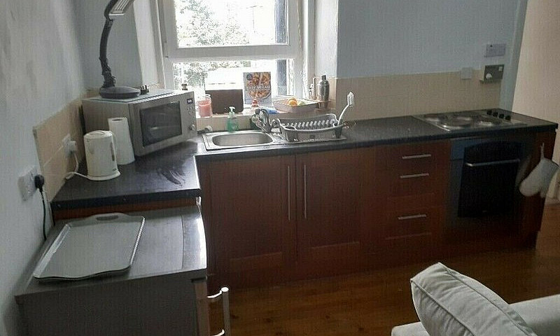 1 Bedroom Flat Elmba...