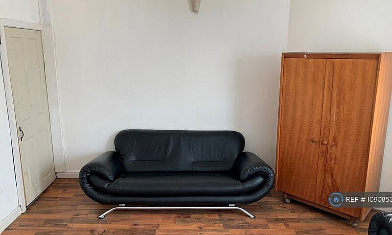 1 Bedroom In Stratfo...