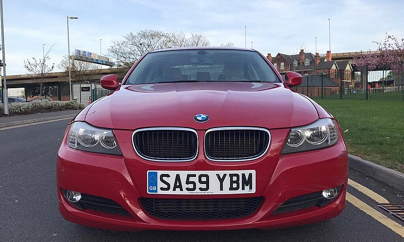 Auto 2009 Bmw 320D E...