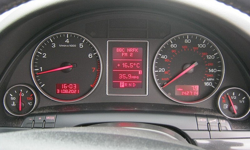 Audi A4 Se Saloon Au...