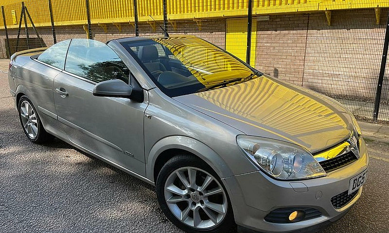 Vauxhall Astra Twint...