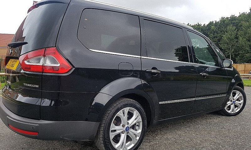 Ford Galaxy Titanium...