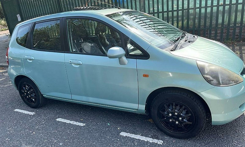 Honda Jazz Auto Se 1...