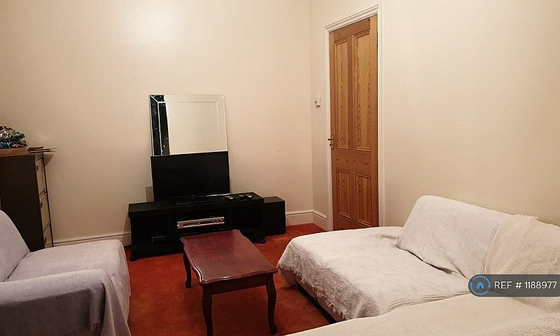 1 Bedroom In Davenpo...