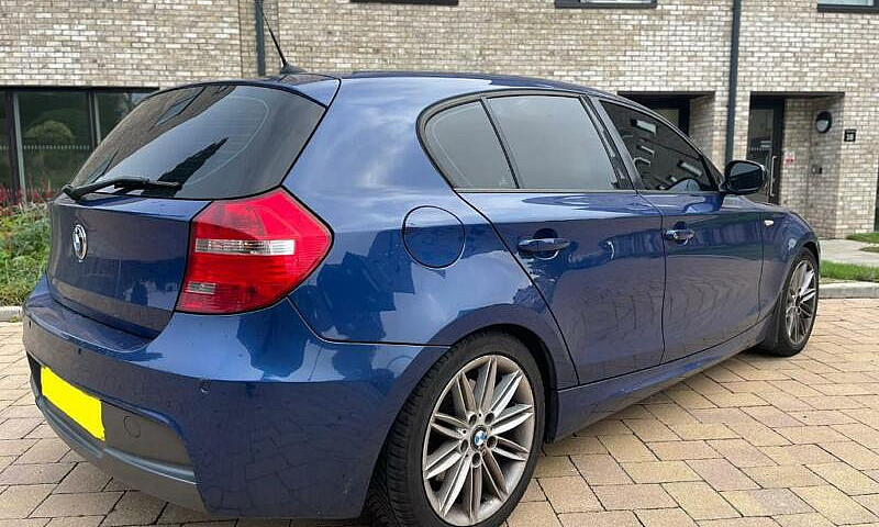 2010 Bmw 1 Series 11...