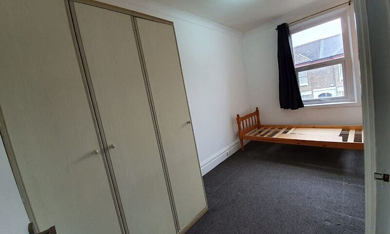 2Bed Flat To Let In ...
