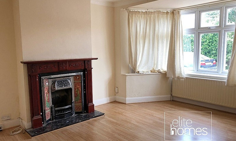 4 Bedroom Semi-Detac...