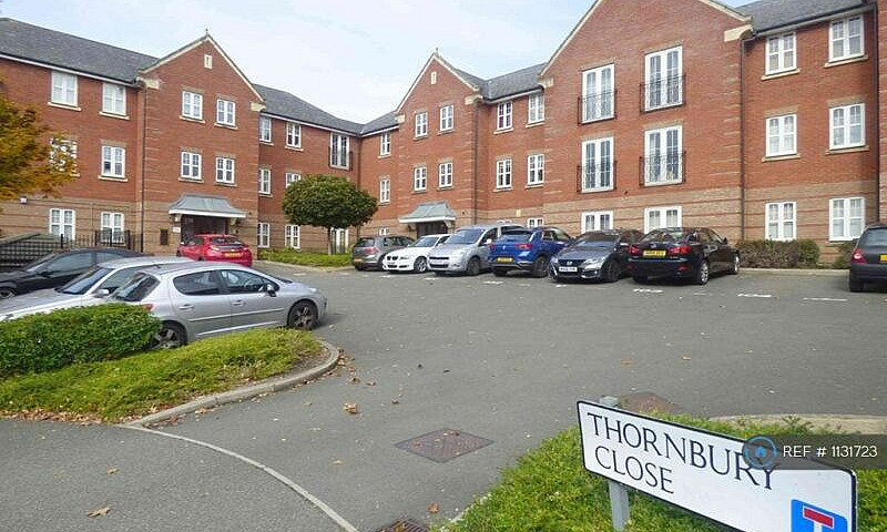 2 Bedroom Flat In Th...