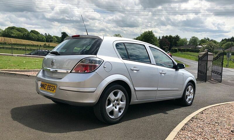 2008 Vauxhall Astra ...