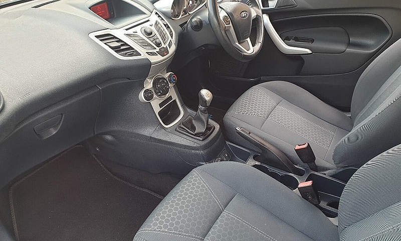 2012 Ford Fiesta Zet...