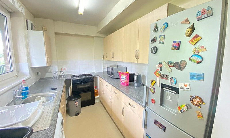1 Bedrooms Flat To R...
