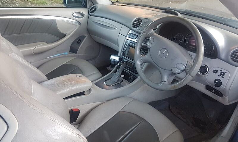 Mercedes-Benz Clk 2....