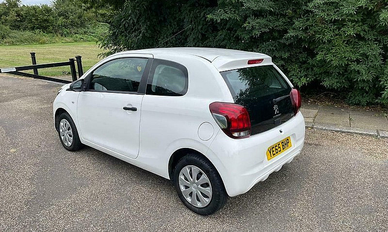 Peugeot 108 1.0 Petr...