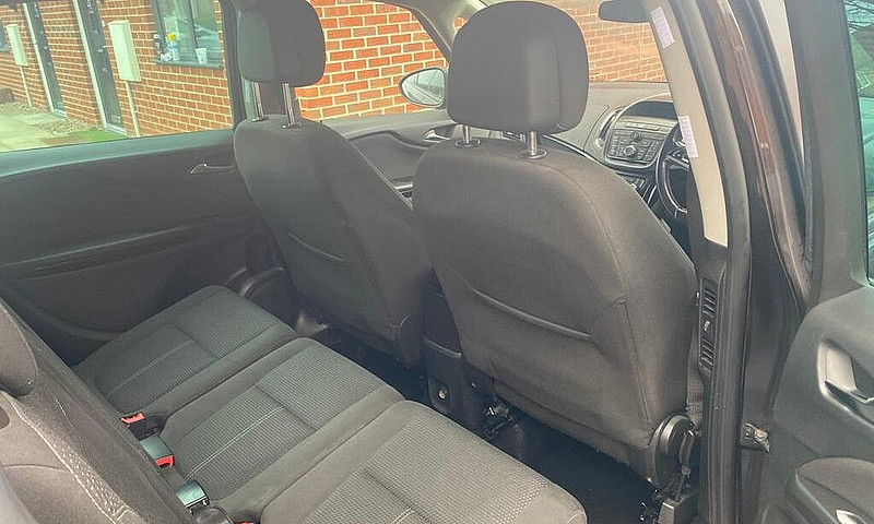 Vauxhall Zafira 2014...