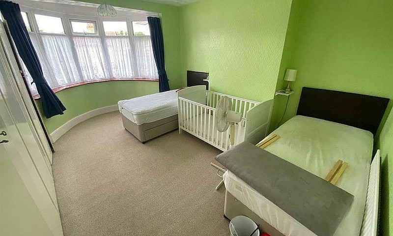 3 Bedroom House In M...