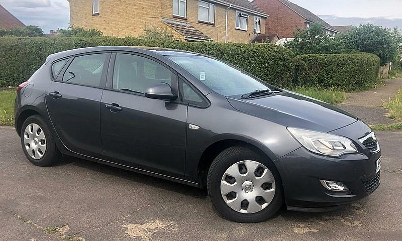 Vauxhall Astra 2012 ...