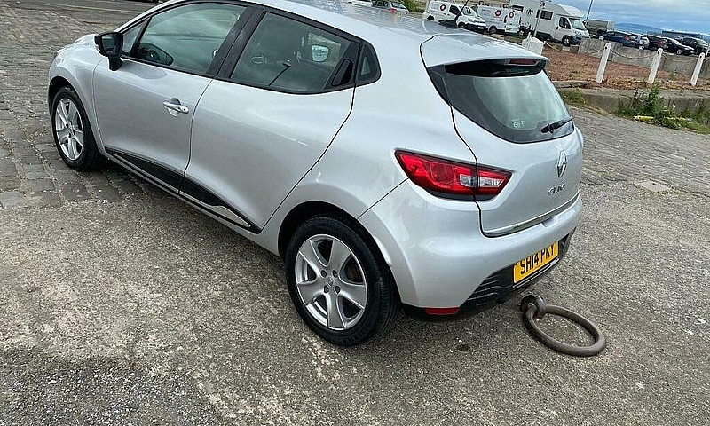 Renault Clio 1.2 Pet...