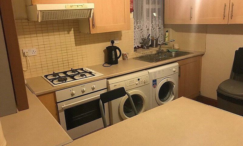 Four Bedrooms Flat T...