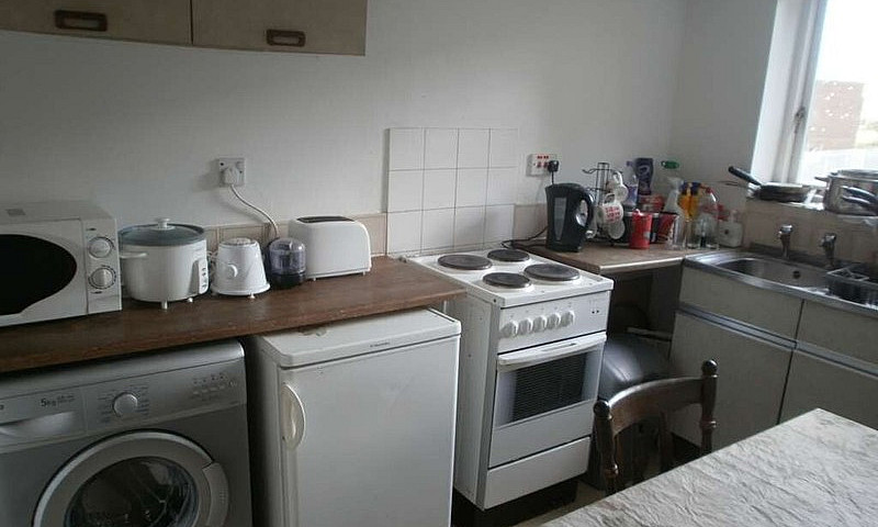 Very Spacious One Be...