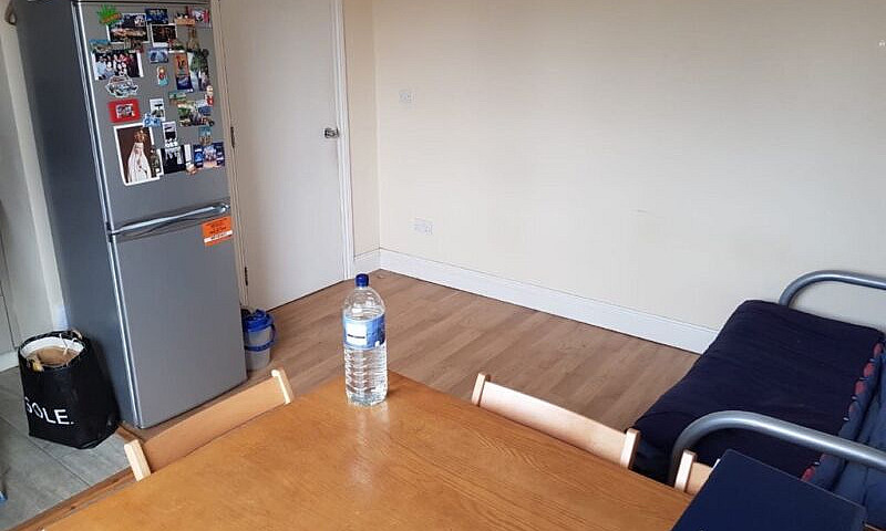 2 Bedroom Furnished ...