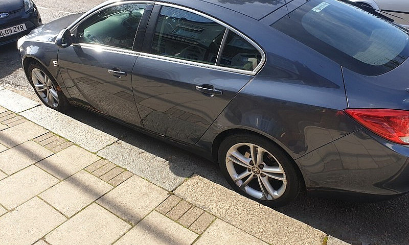 Vauxhall Insignia 1....