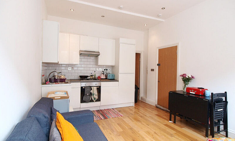 Large 2 Bed 2 Bath C...