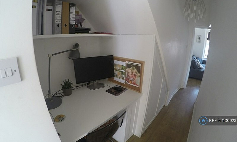 1 Bedroom Flat In Ki...