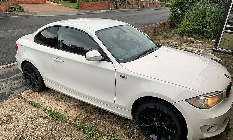 2011 Bmw 118D ...
