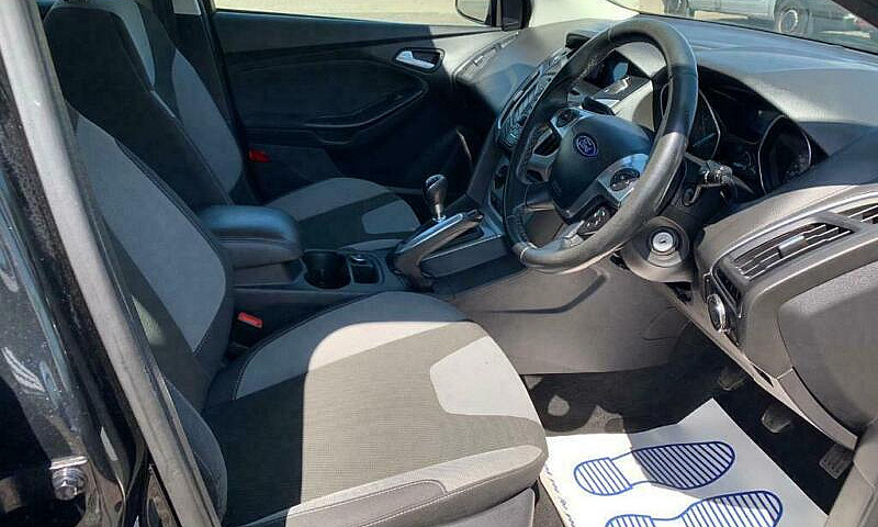 Ford Focus Zetec 1.6...