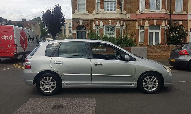 Honda Civic 1.6 Exec...